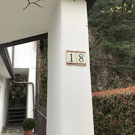 La Casa Nel Parco Arona