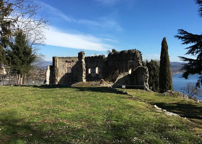 La Casa Nel Parco Holiday home *